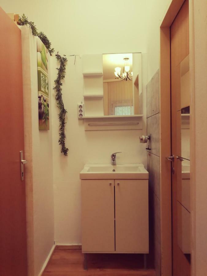 Jungle Apartment Vienna Self Check-In Luaran gambar