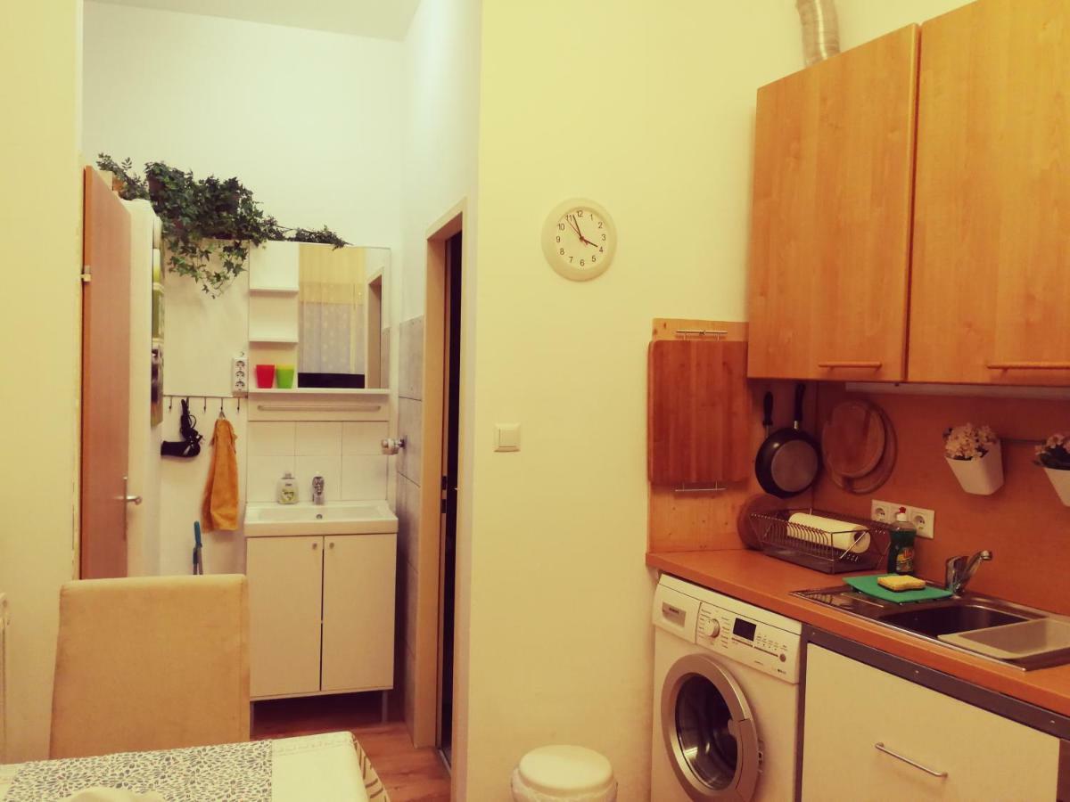Jungle Apartment Vienna Self Check-In Luaran gambar
